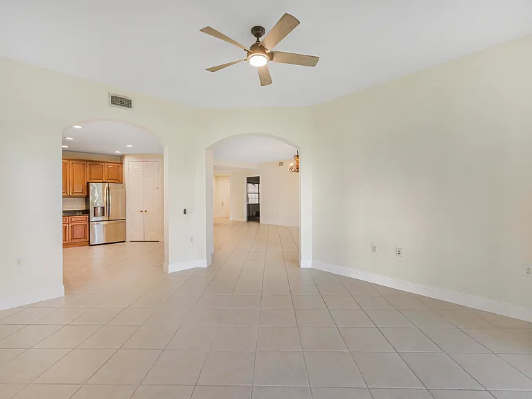 9142 Cherry Oaks Ln #102 — Photo 11