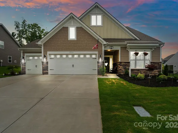 17733 Burnt Hickory Dr, Charlotte, NC 28278