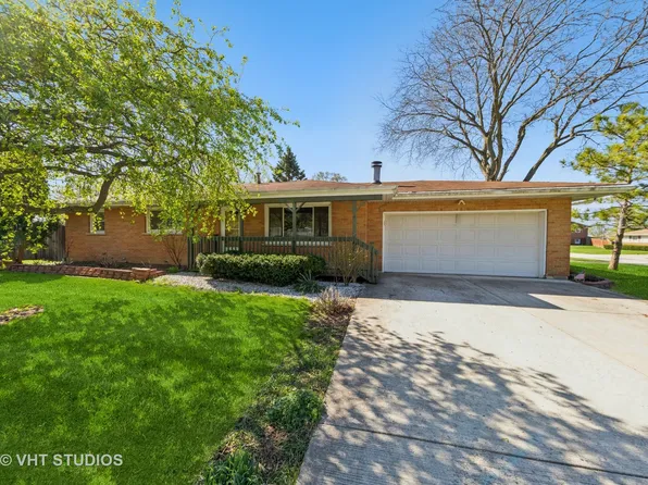 600 2nd St, Manhattan, IL 60442