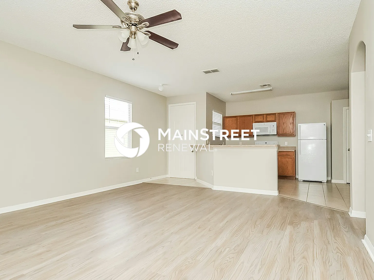 527 Madina Cir — Photo 4