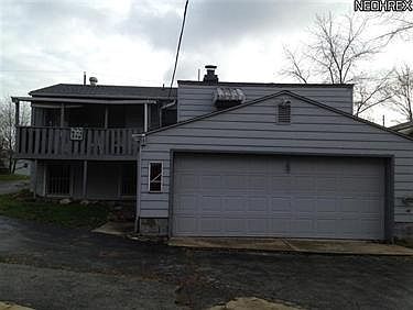 4th image of 3566 Oakview Dr