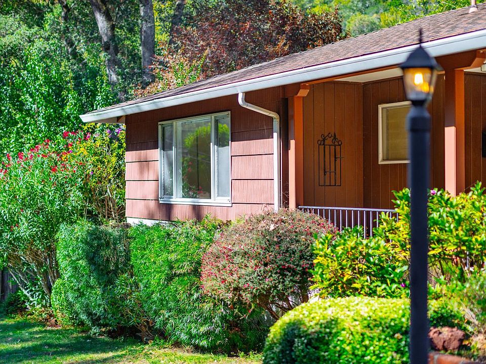 1st image of 39 Piper Lane