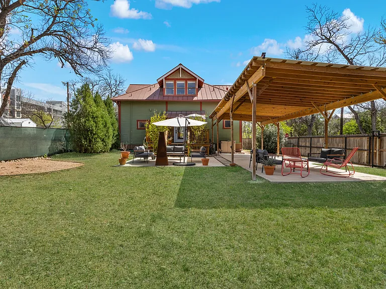 421 Spofford Ave — Photo 26