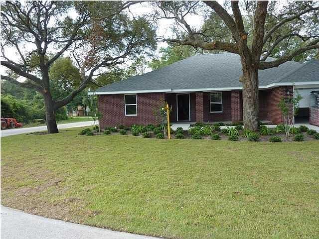 1st image of 217 Lincoln Dr