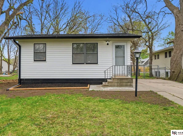 5025 Judson St, Lincoln, NE 68504
