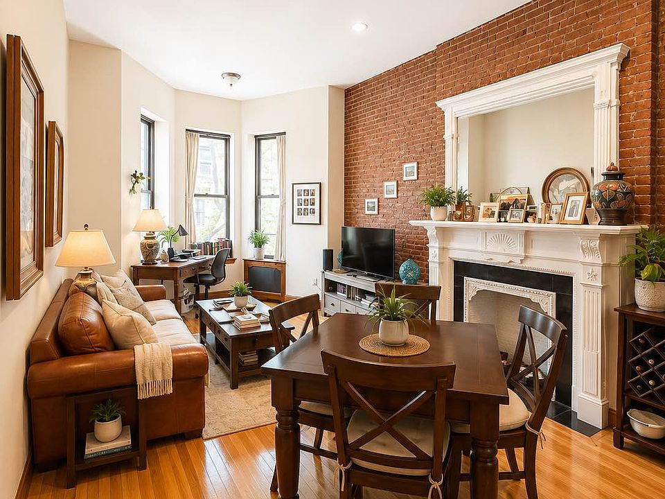 1st image of 24 W 75th St APT 3A