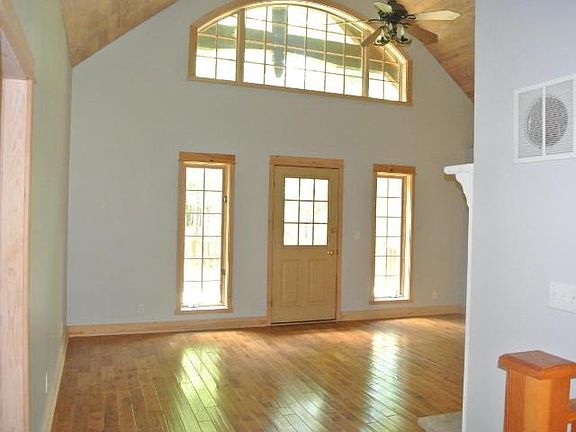 4th image of 8649 Peggy Ln