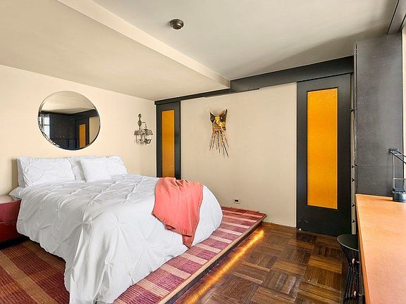 4th image of 320 E 42nd St APT 3206