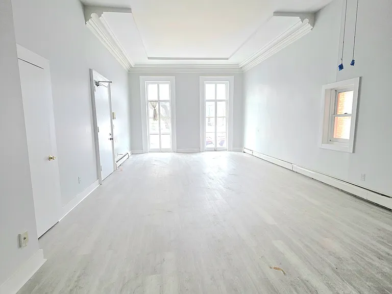 47 Ten Broeck St #B — Photo 12