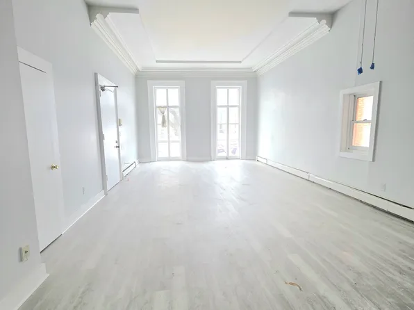 47 Ten Broeck St APT B, Albany, NY 12210