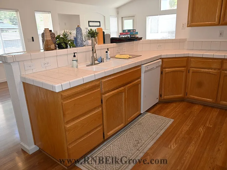 9142 Eastpointe Ct — Photo 11