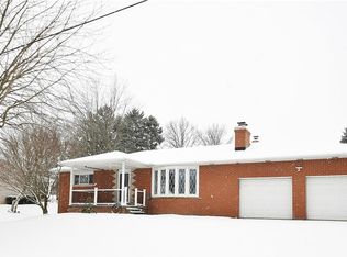 245 Walnut St, Houston, PA 15342