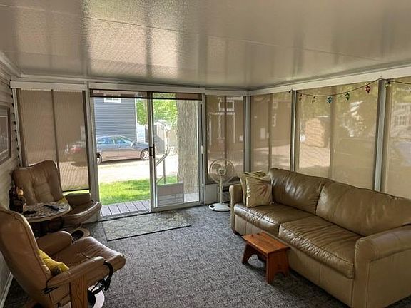 2nd image of 2221 Reubens Ln SW #22