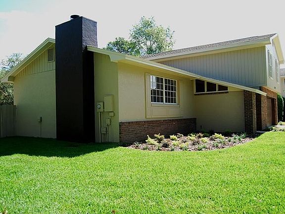 4th image of 6147 Huckleberry Ave