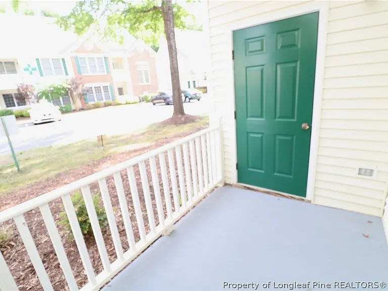 2812 Kudrow Ln #2812 — Photo 27