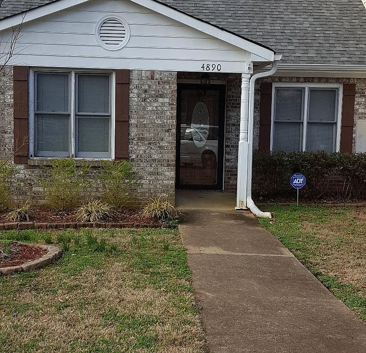 Front of Townhouse