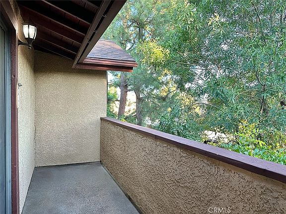 5th image of 10220 De Soto Ave Unit 6