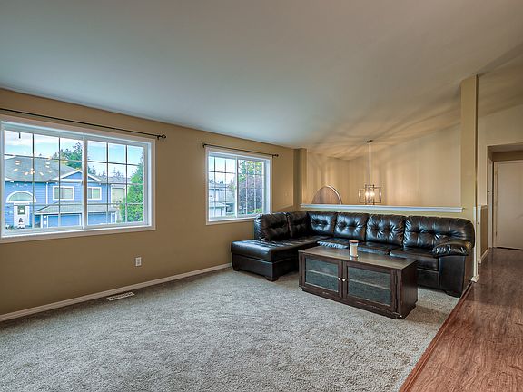 3rd image of 19903 87th Avenue Ct E