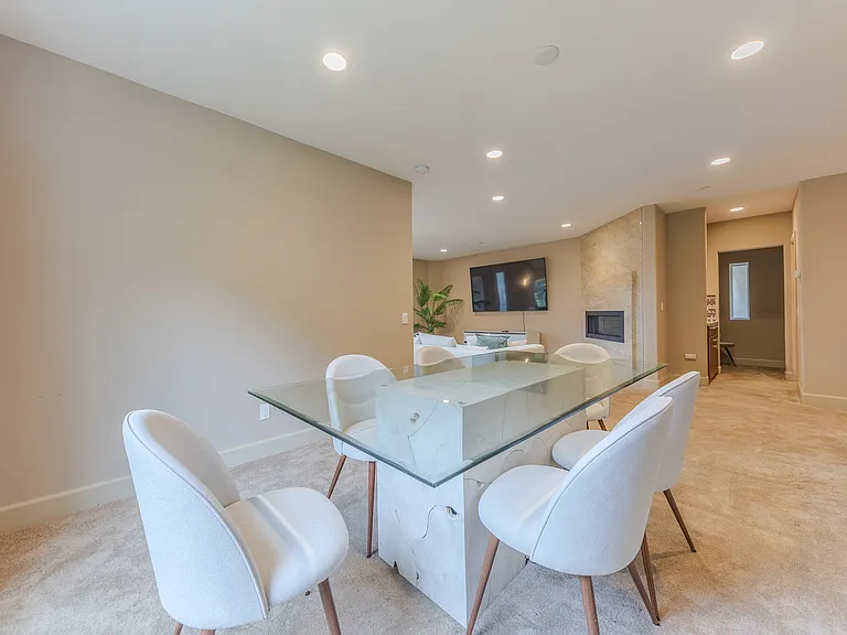 2073 Pasadena Glen Rd — Photo 16