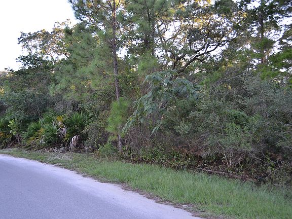 3rd image of 13 Overlook Dr