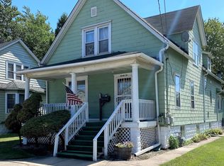 22 E 137th Pl, Riverdale, IL 60827