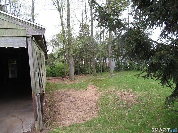 5th image of 130 Woodland Street