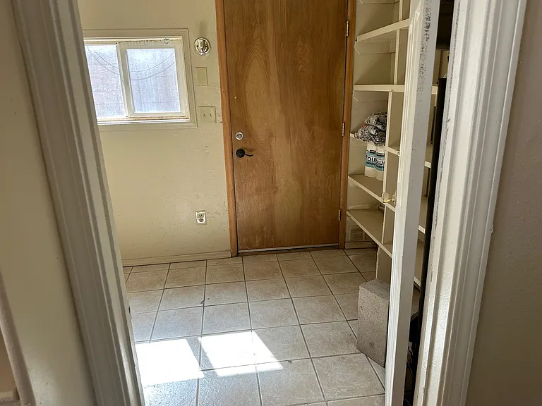 Master Bed Mud Room