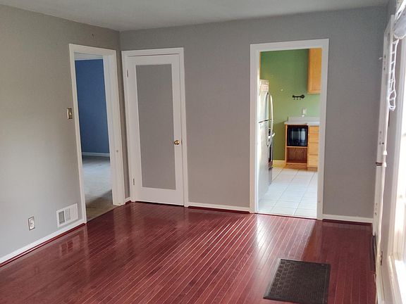 2nd image of 1780 E Garfield Ave