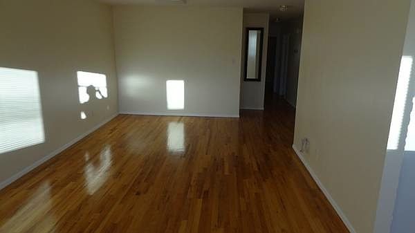 2nd image of 14920 84th St