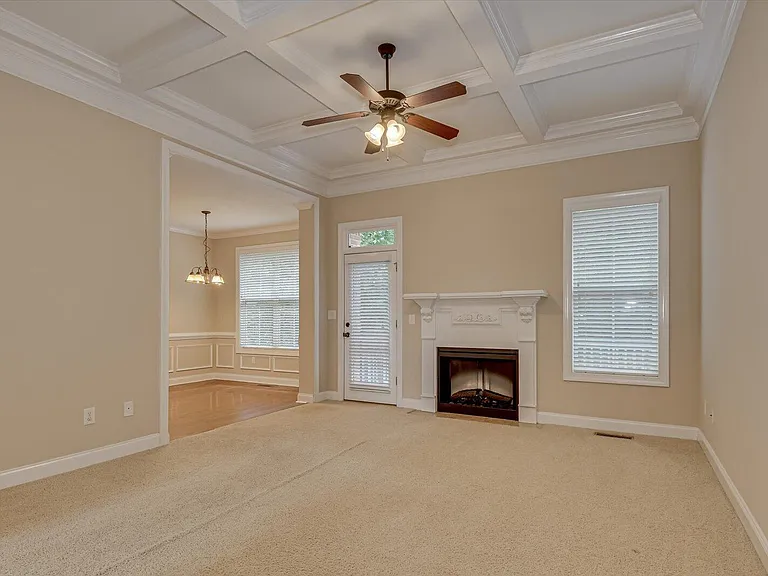 2520 Grier Cir — Photo 6