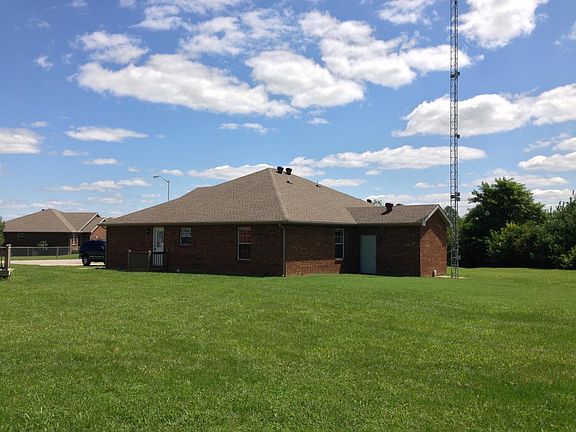 3rd image of 813 Cobbler Ln E #813