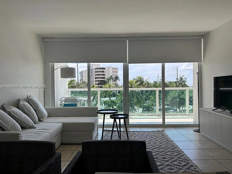 100 Bayview Dr #309 — Photo 15