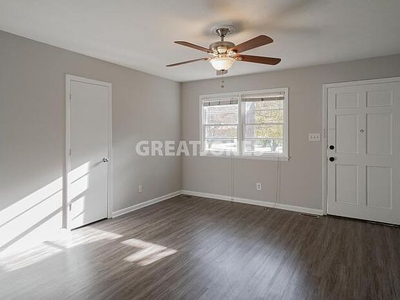 4th image of 5000 Pinewood Dr