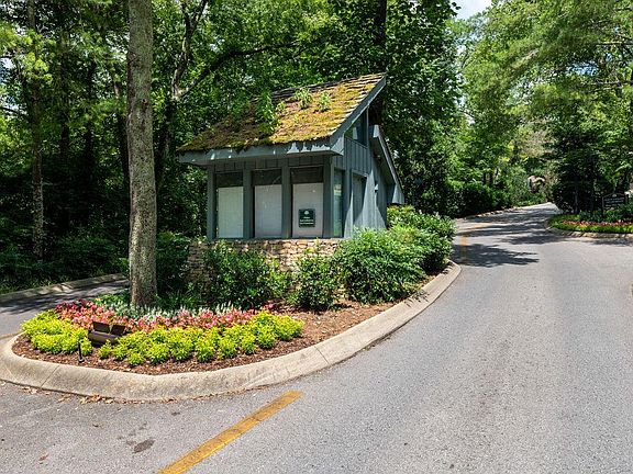 2nd image of 748 Harpeth Trace Dr