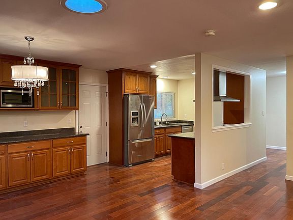 2nd image of 290 La Herran Dr