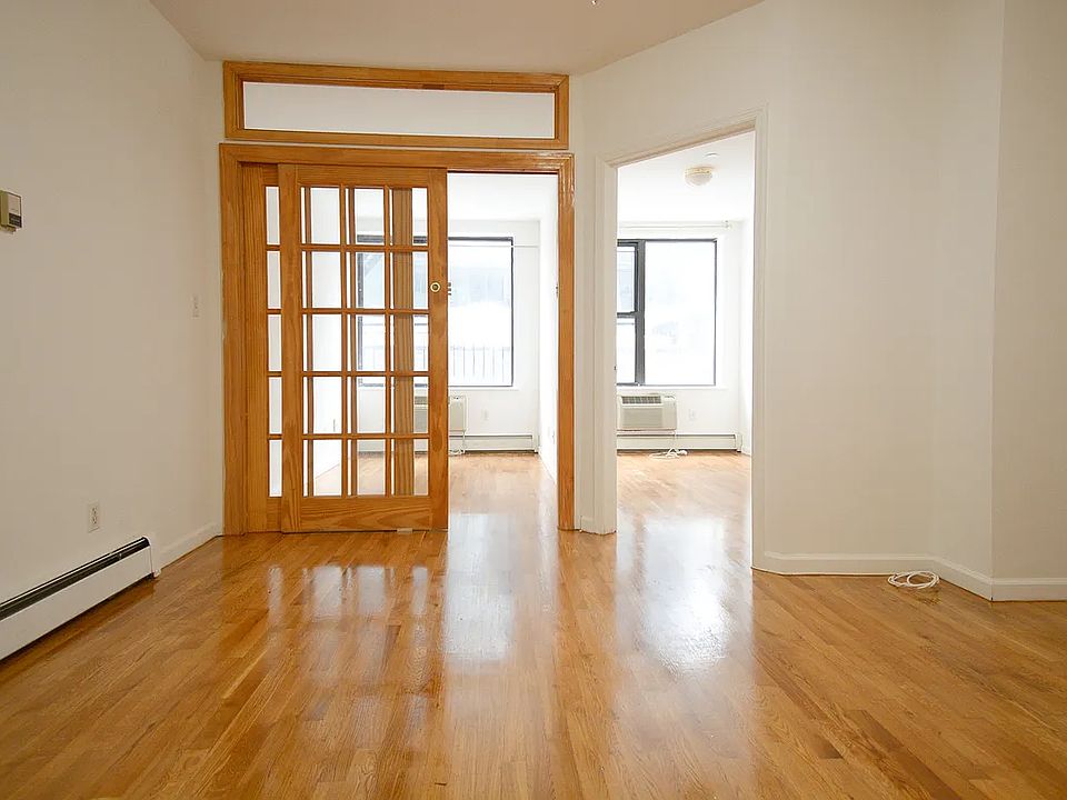 1st image of 186 Orchard St APT 3RN