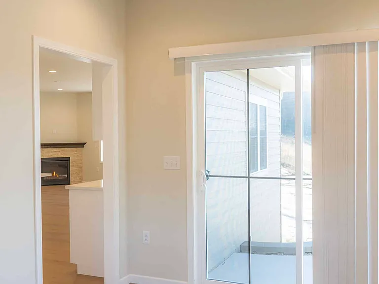 1400 Path Pl — Photo 9