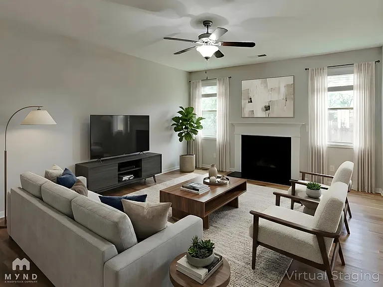 541 Lanier Ct — Photo 2
