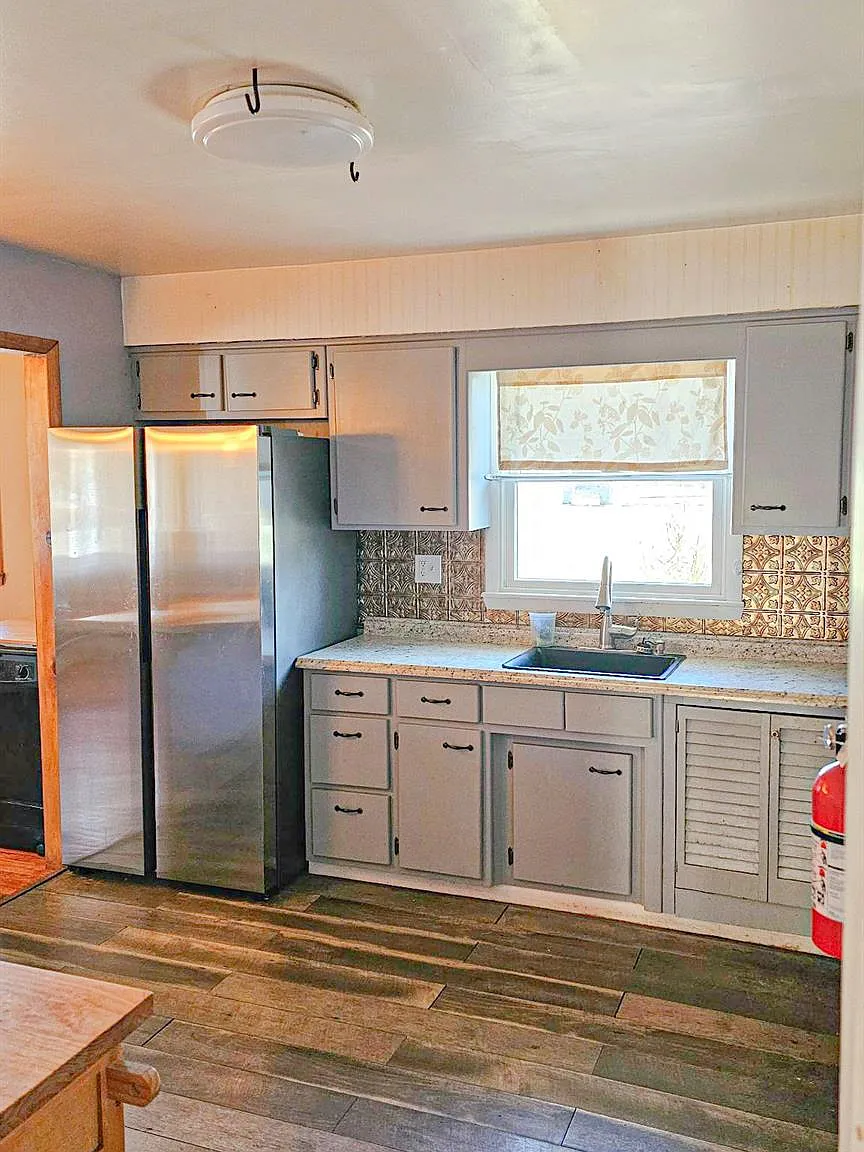 4 bed, 2.0 bath, 1466 sqft, $3,500 — Photo 1