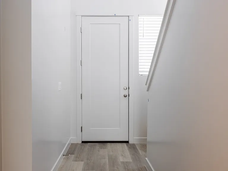 5989 S Europa Ln — Photo 3