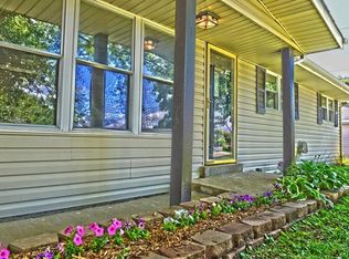 130 Tulip Tree Dr, Saint Charles, MO 63304