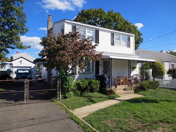 831 Keith Ln, West Islip, NY 11795 | Zillow