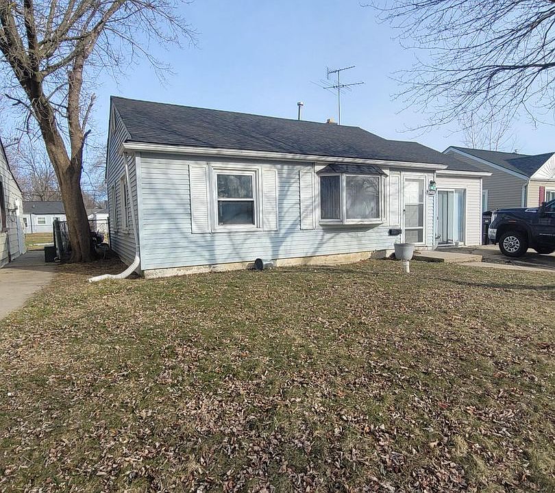 1st image of 26608 Kathy St