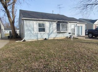 26608 Kathy St, Roseville, MI 48066