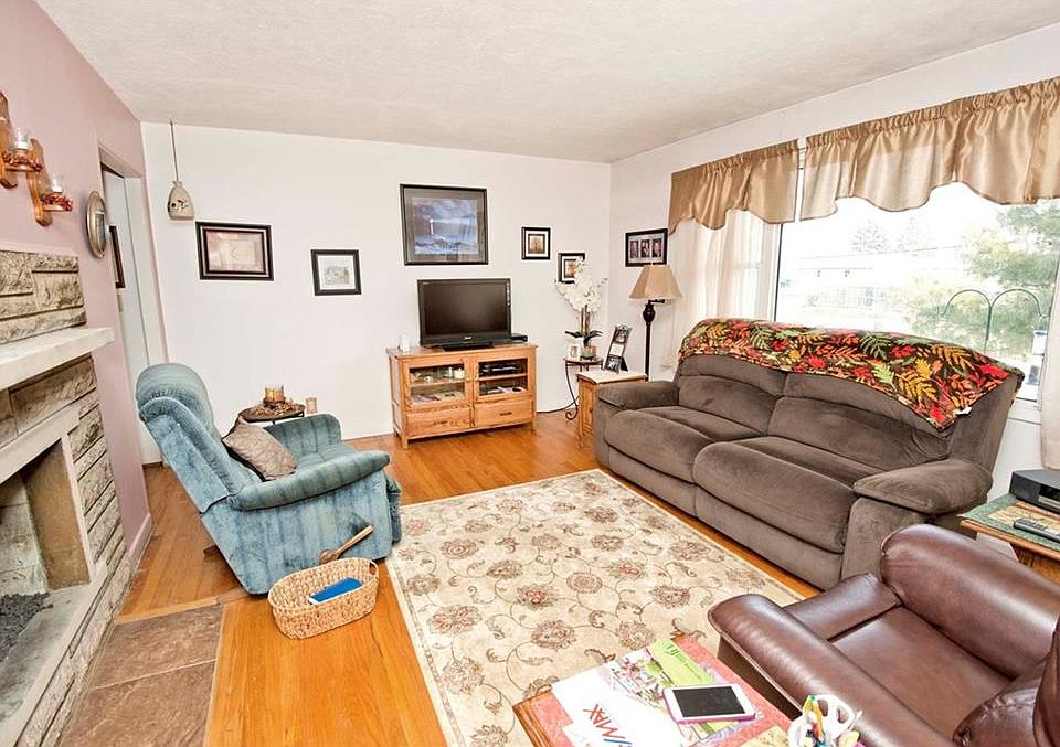 1st image of 2305 Fisher Ave