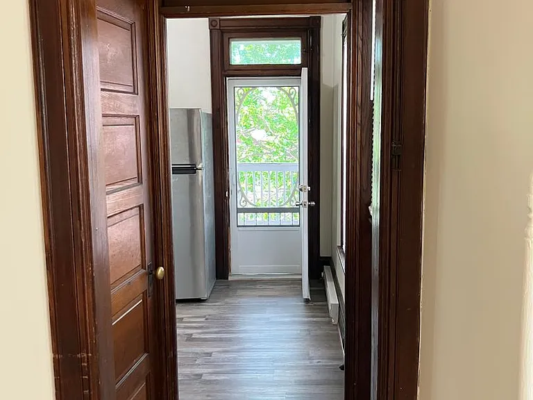 840 Columbia Ave — Photo 11