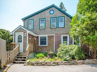 17 Wilbur Hill Rd, Richmond, RI 02812