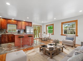 (Undisclosed Address), Kintnersville, PA 18930