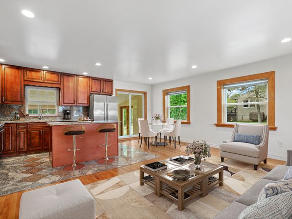 (undisclosed Address)