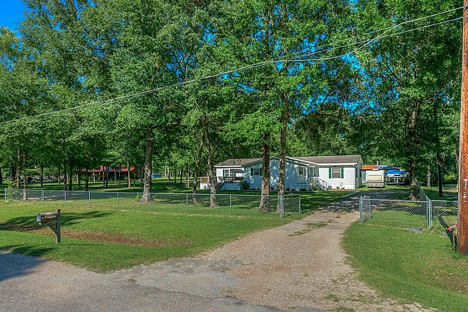 1st image of 17993 Twisted Oak Ln